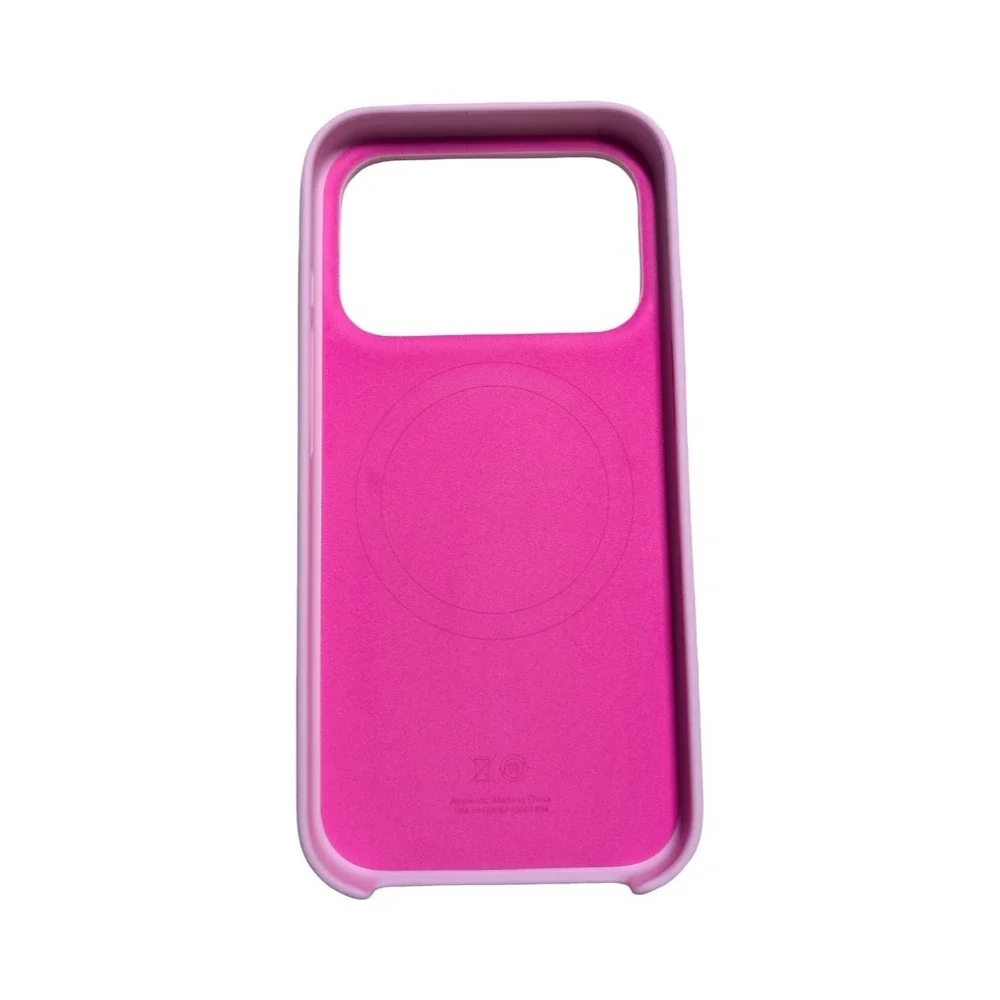 E7-O Beats Apple iPhone 17 Pro MagSafe‎ Case w/ Camera Control Pebble Pink